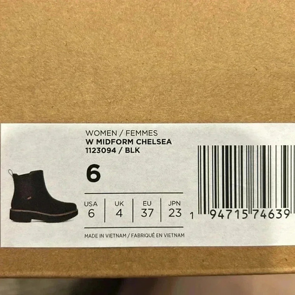Teva Midform Water Repellent Chelsea Boot - Picture 6 of 6